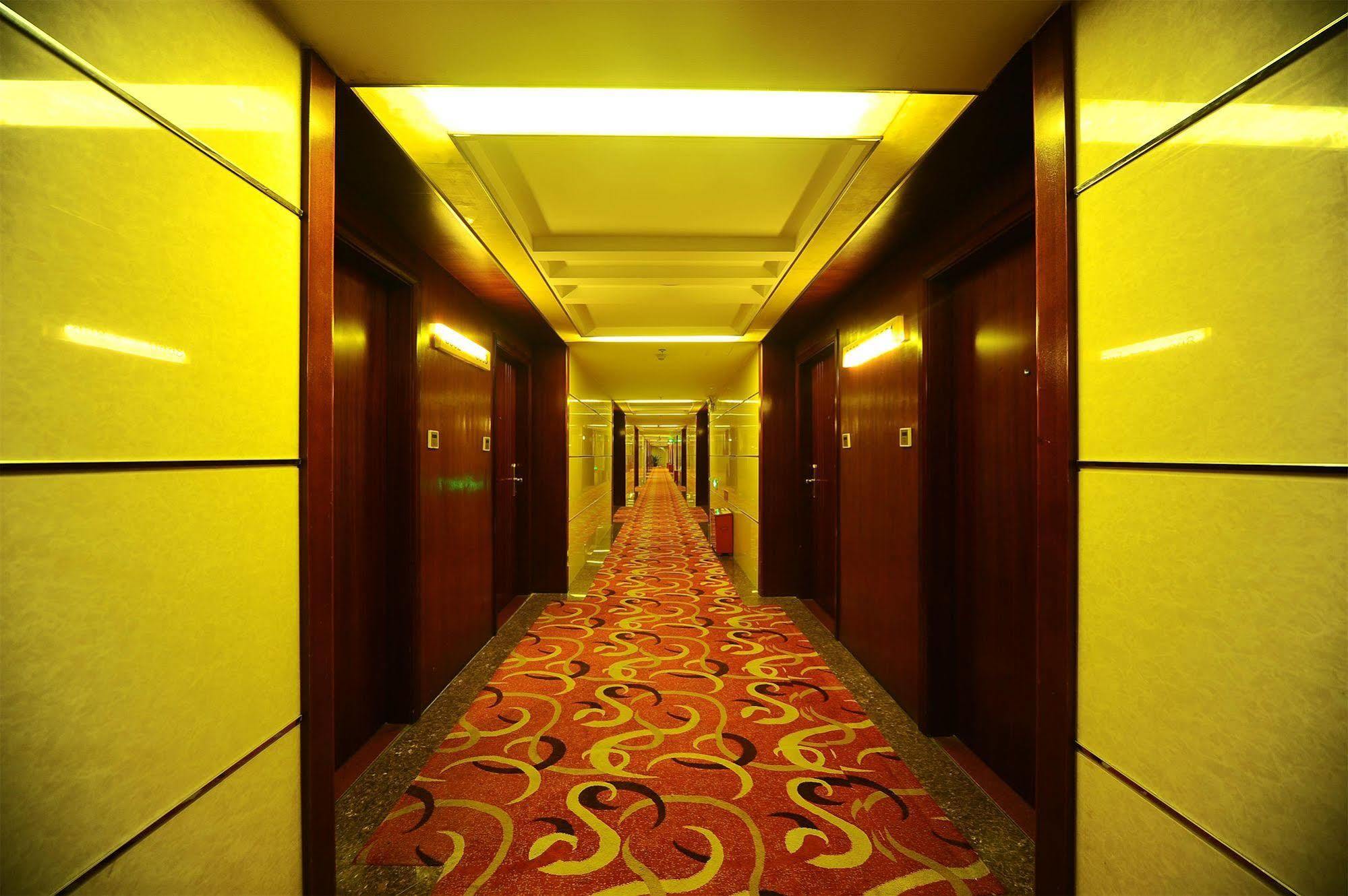 Guangzhou Junshan Hotel - Shuttle Bus For Canton Fair Ngoại thất bức ảnh