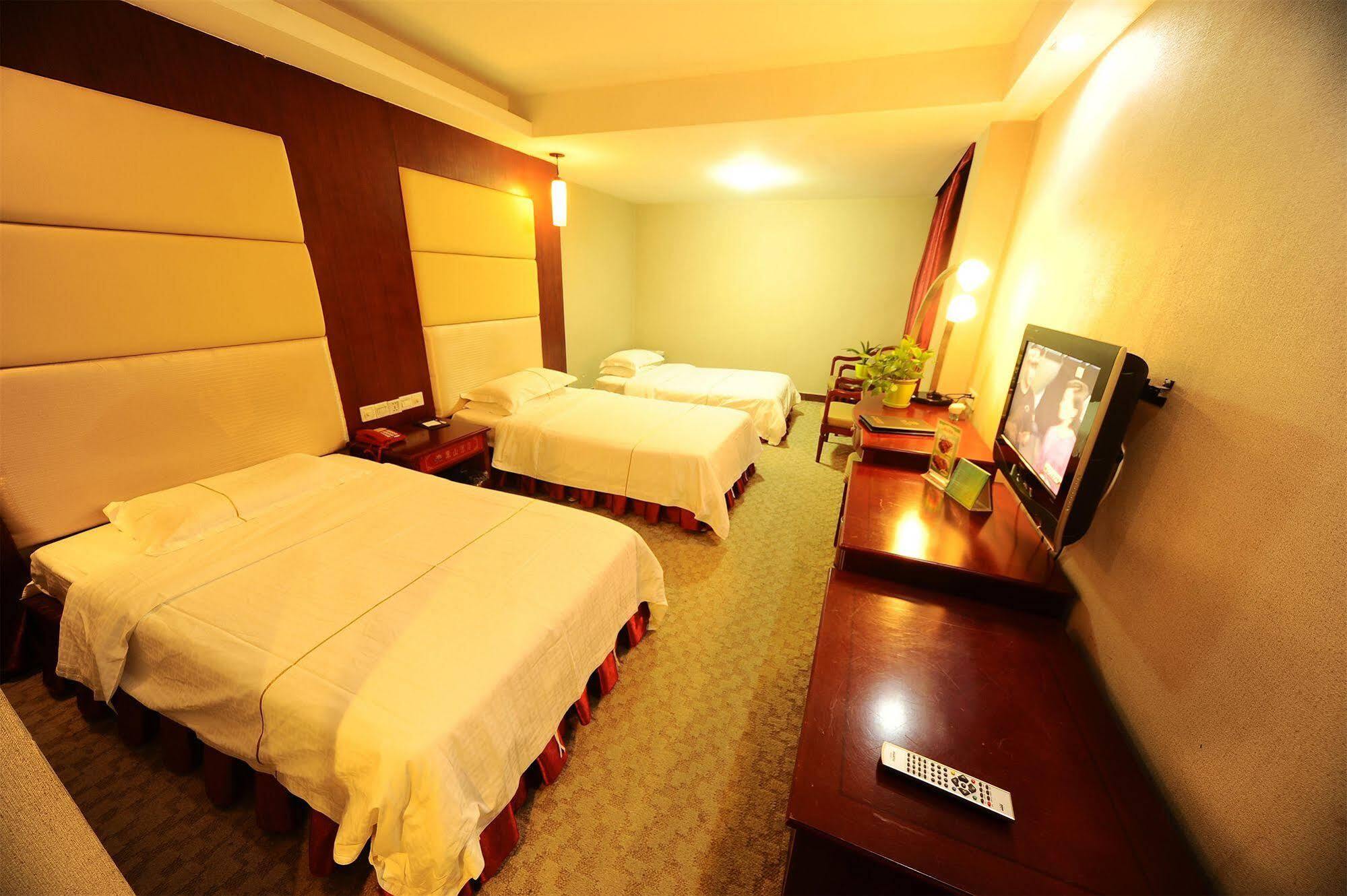 Guangzhou Junshan Hotel - Shuttle Bus For Canton Fair Ngoại thất bức ảnh